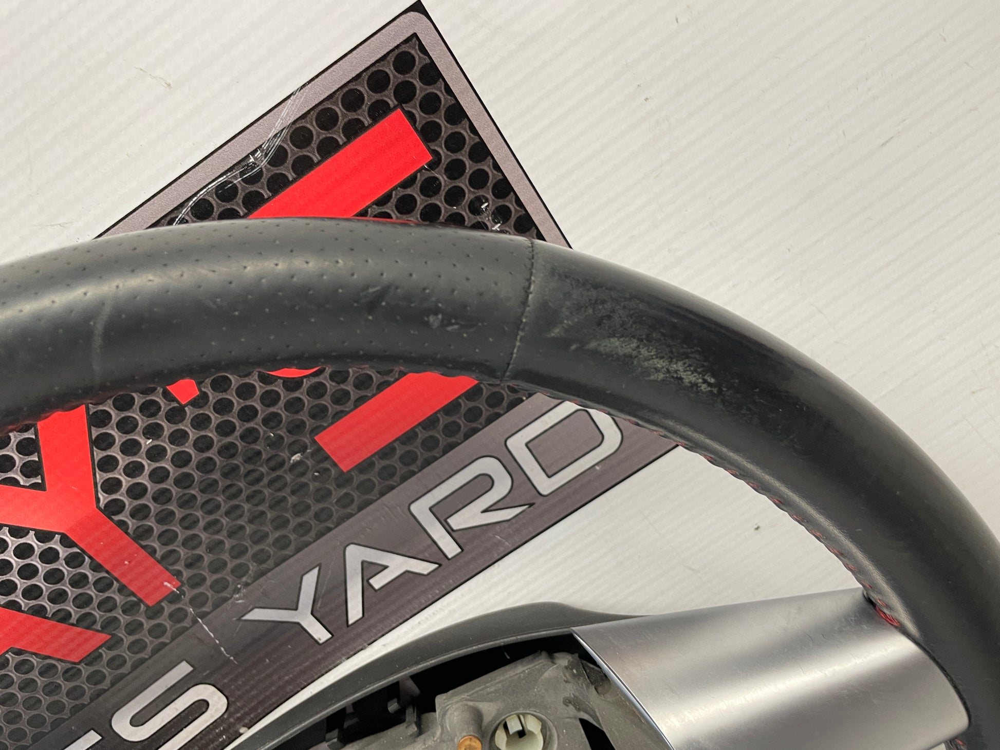 2005 Pontiac GTO Steering Wheel OEM - Day's Parts Yard