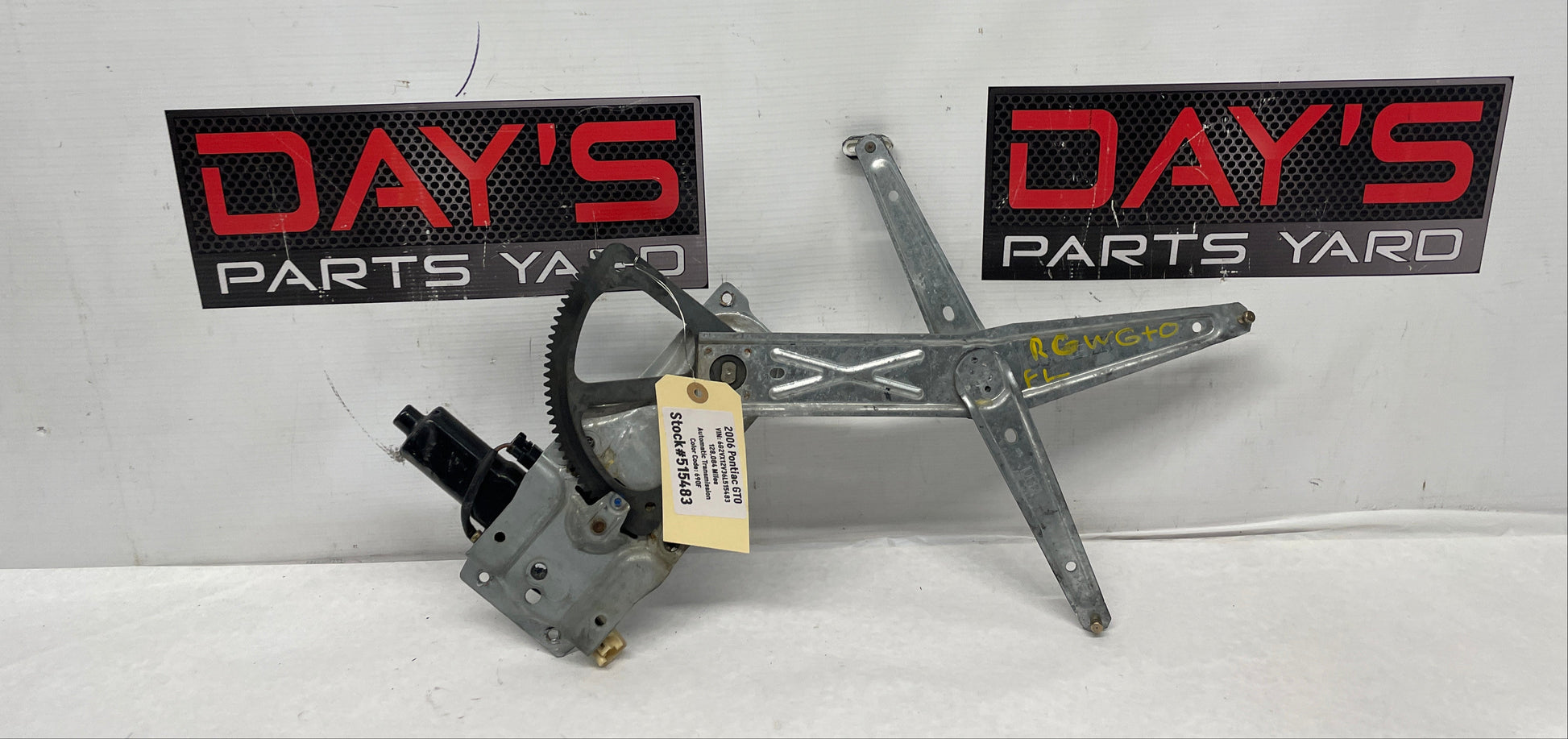 2006 Pontiac GTO LH Driver Front Window Regulator Motor OEM - Day's Parts Yard