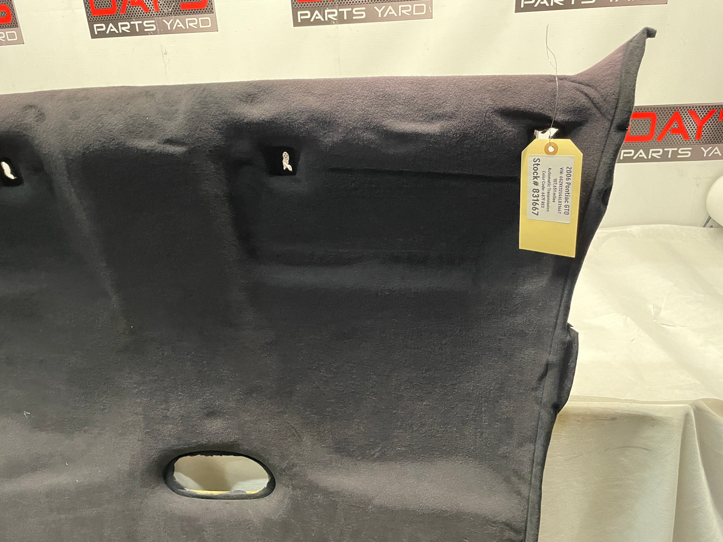 2006 Pontiac GTO 2006 Pontiac GTO Head Liner Headliner Ebony Suede Board OEM LOCAL PICK UP - Day's Parts Yard