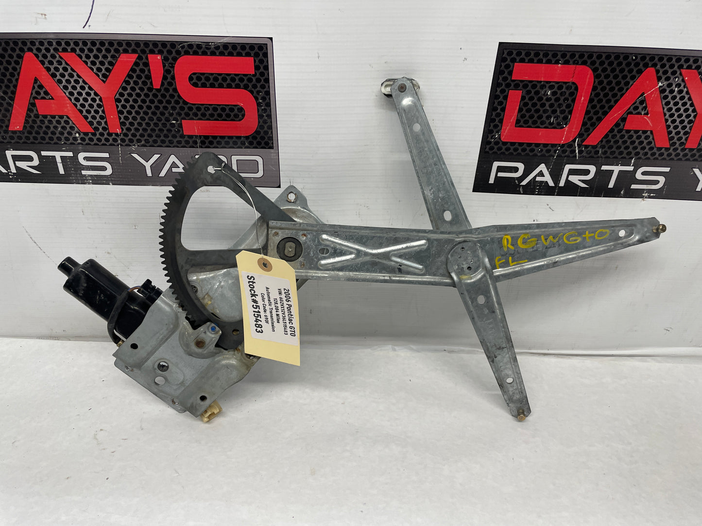 2006 Pontiac GTO LH Driver Front Window Regulator Motor OEM - Day's Parts Yard