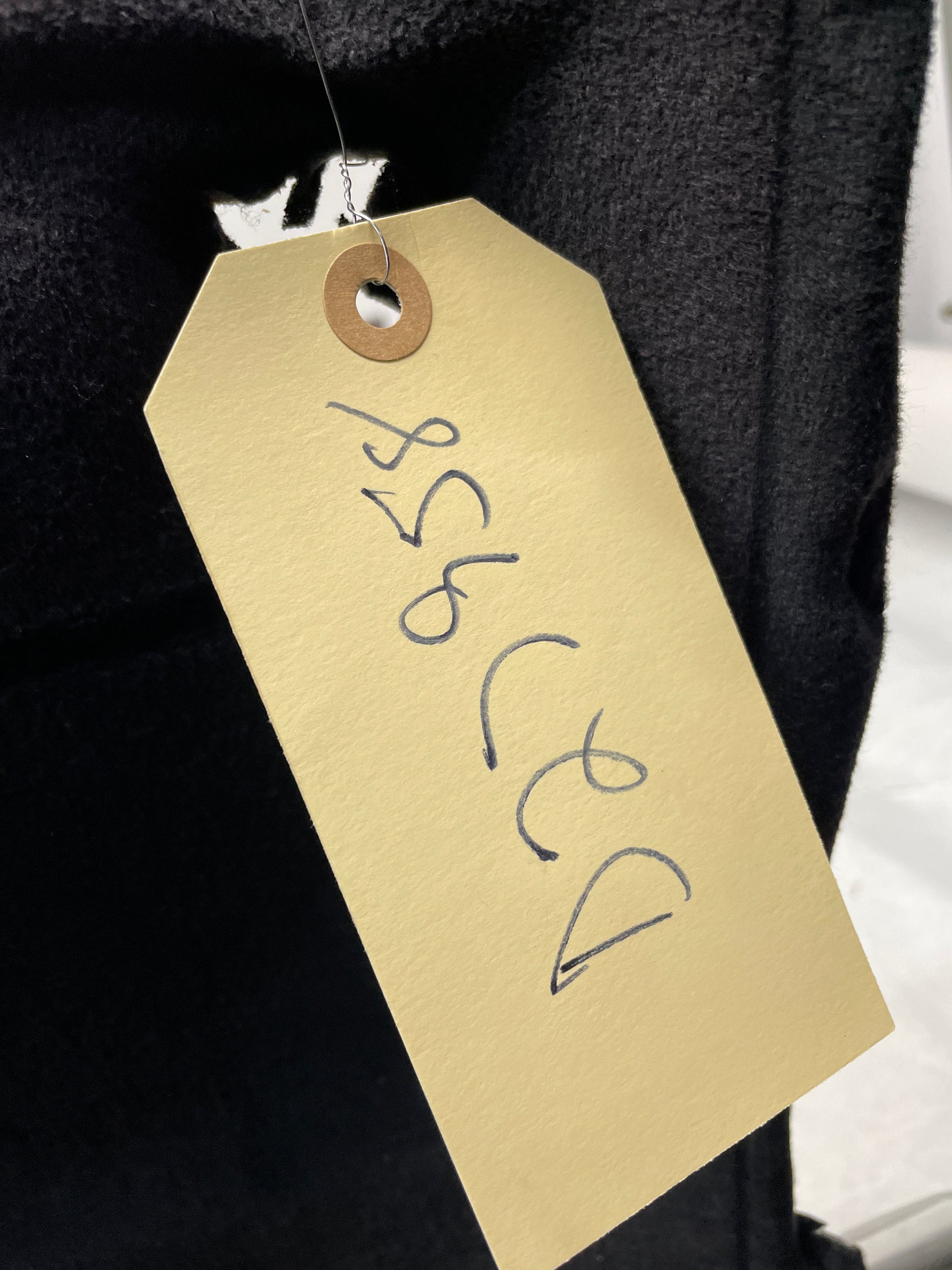 2006 Pontiac GTO 2006 Pontiac GTO Head Liner Headliner Ebony Suede Board OEM LOCAL PICK UP - Day's Parts Yard