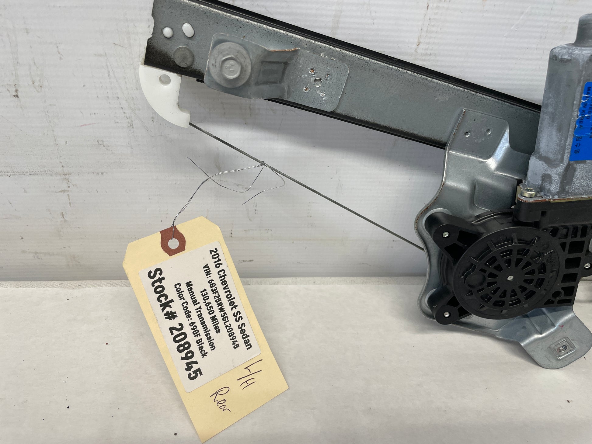 2016 Chevy SS Sedan LH Driver Rear Window Regulator Motor OEM - Day's Parts Yard