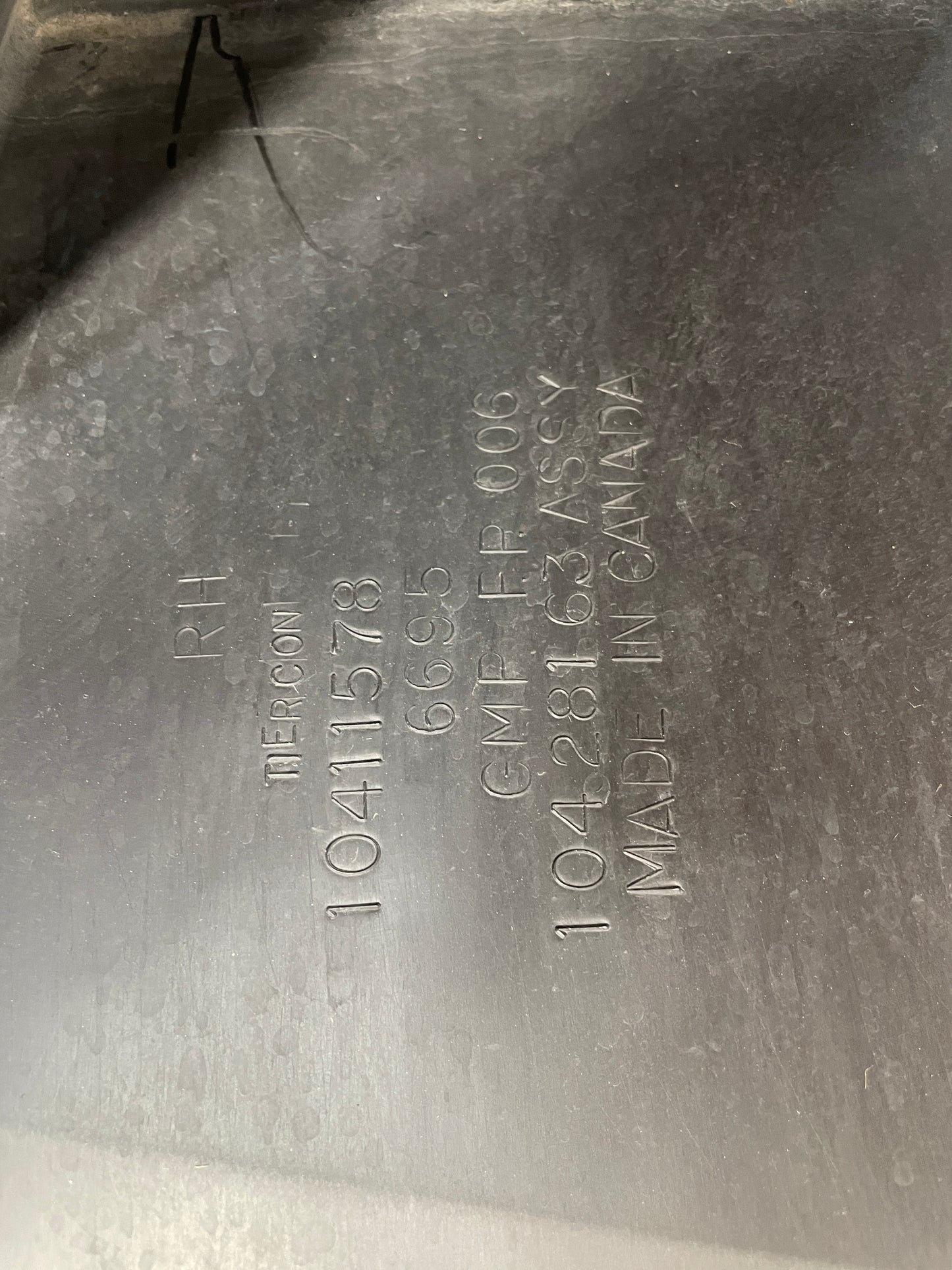 2004 Chevy C5 Corvette RH Passenger Rear Wheel Fender Liner OEM - Day's Parts Yard