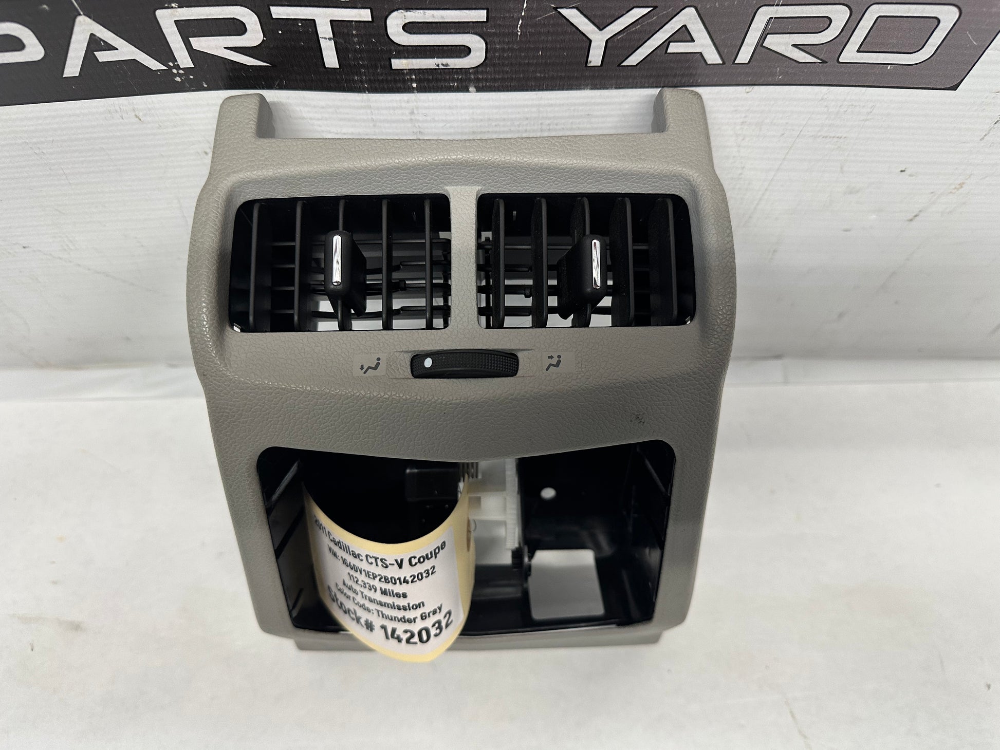 2011 Cadillac CTS-V Coupe Center Console Rear Vent OEM - Day's Parts Yard