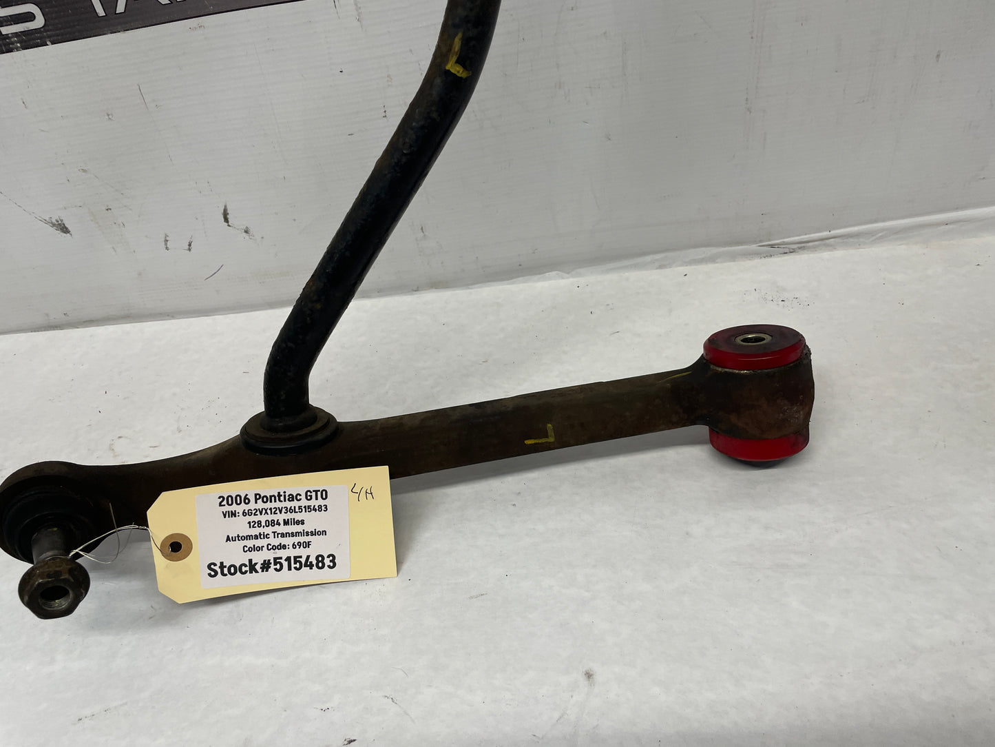 2006 Pontiac GTO LH Driver Front Suspension Lower Control Arm Radius Rod OEM - Day's Parts Yard