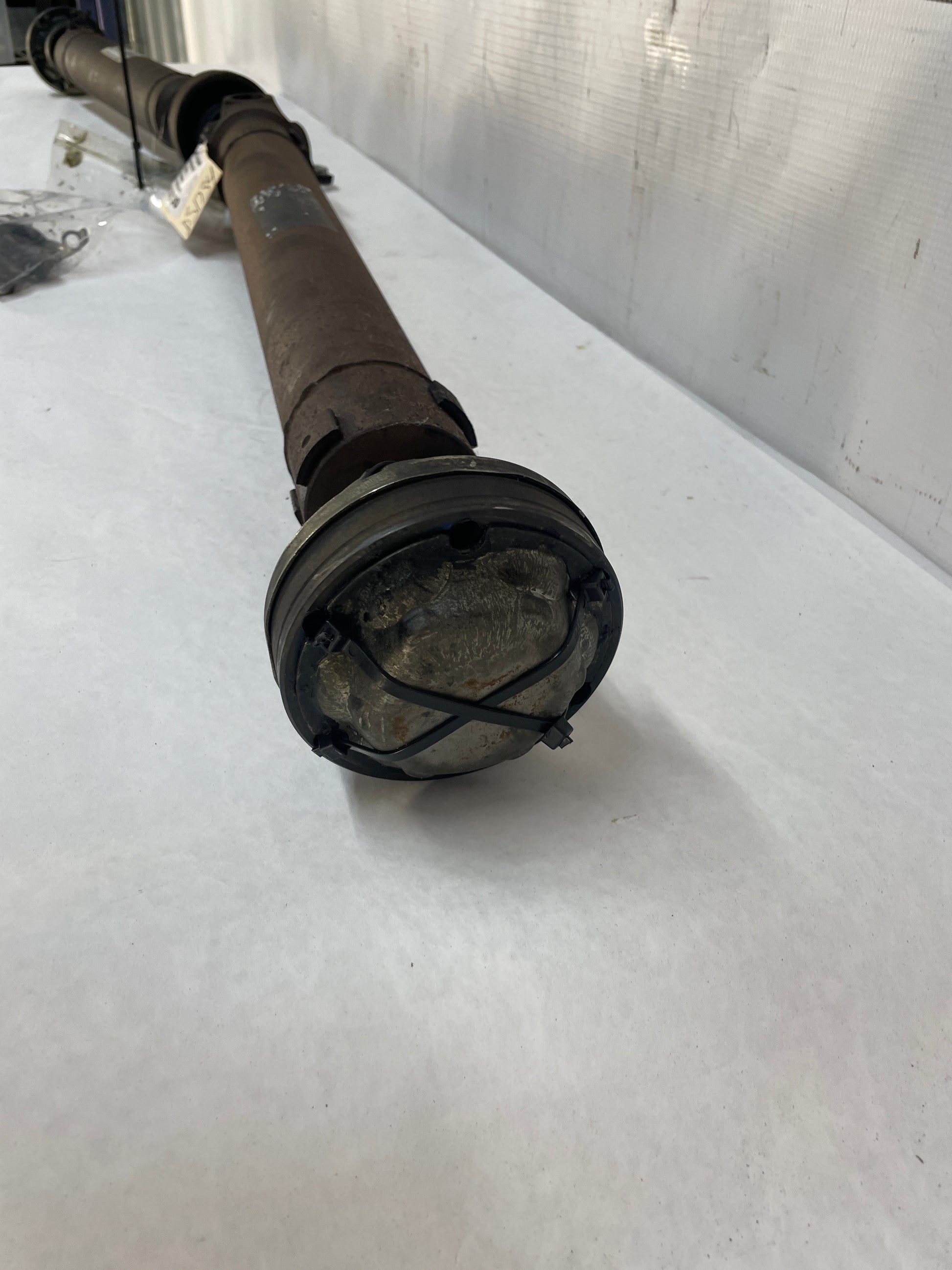2009 Cadillac CTS-V Sedan Drive Propeller Shaft Driveshaft w/ Hardware Assembly OEM - Day's Parts Yard