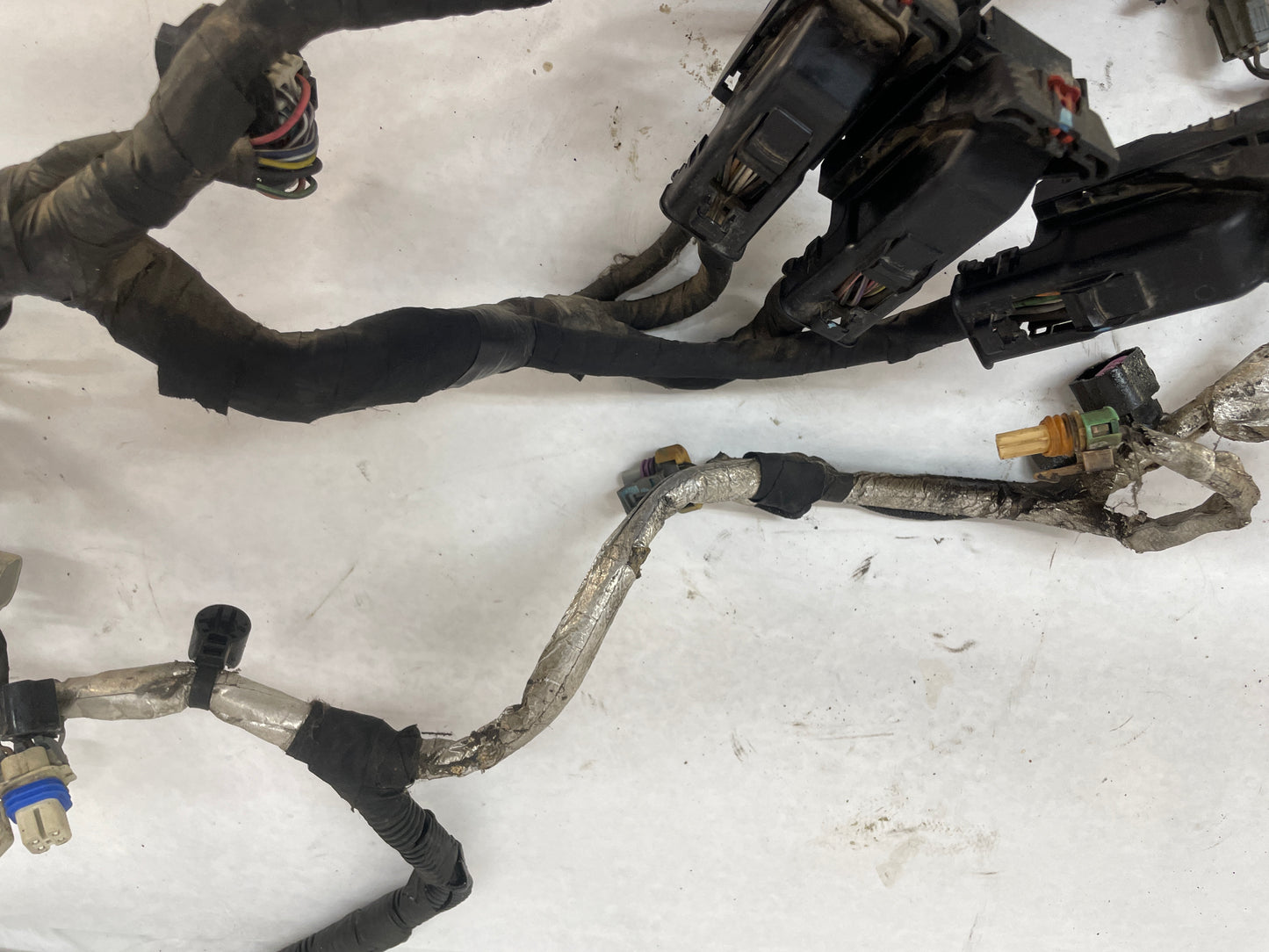 2010 Cadillac CTS-V Sedan Engine Motor Transmission Wire Wiring Harness OEM