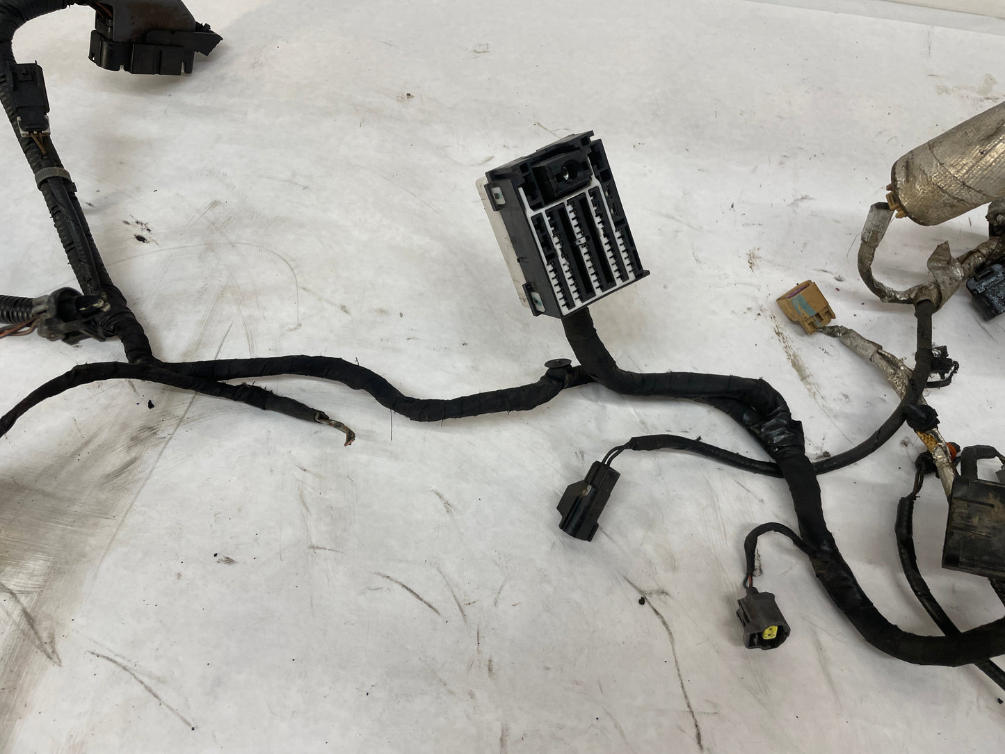 2010 Cadillac CTS-V Sedan Engine Motor Transmission Wire Wiring Harness OEM