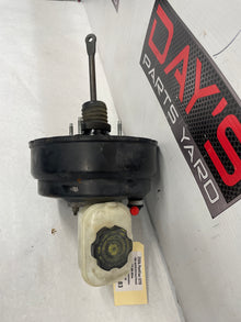 2006 Pontiac GTO Brake Master Cylinder and Reservoir OEM - Day's Parts Yard