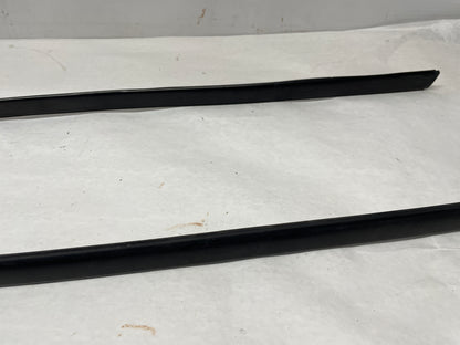 2006 Pontiac GTO RH & LH Roof Panel Joint Finish Trim Molding OEM - Day's Parts Yard