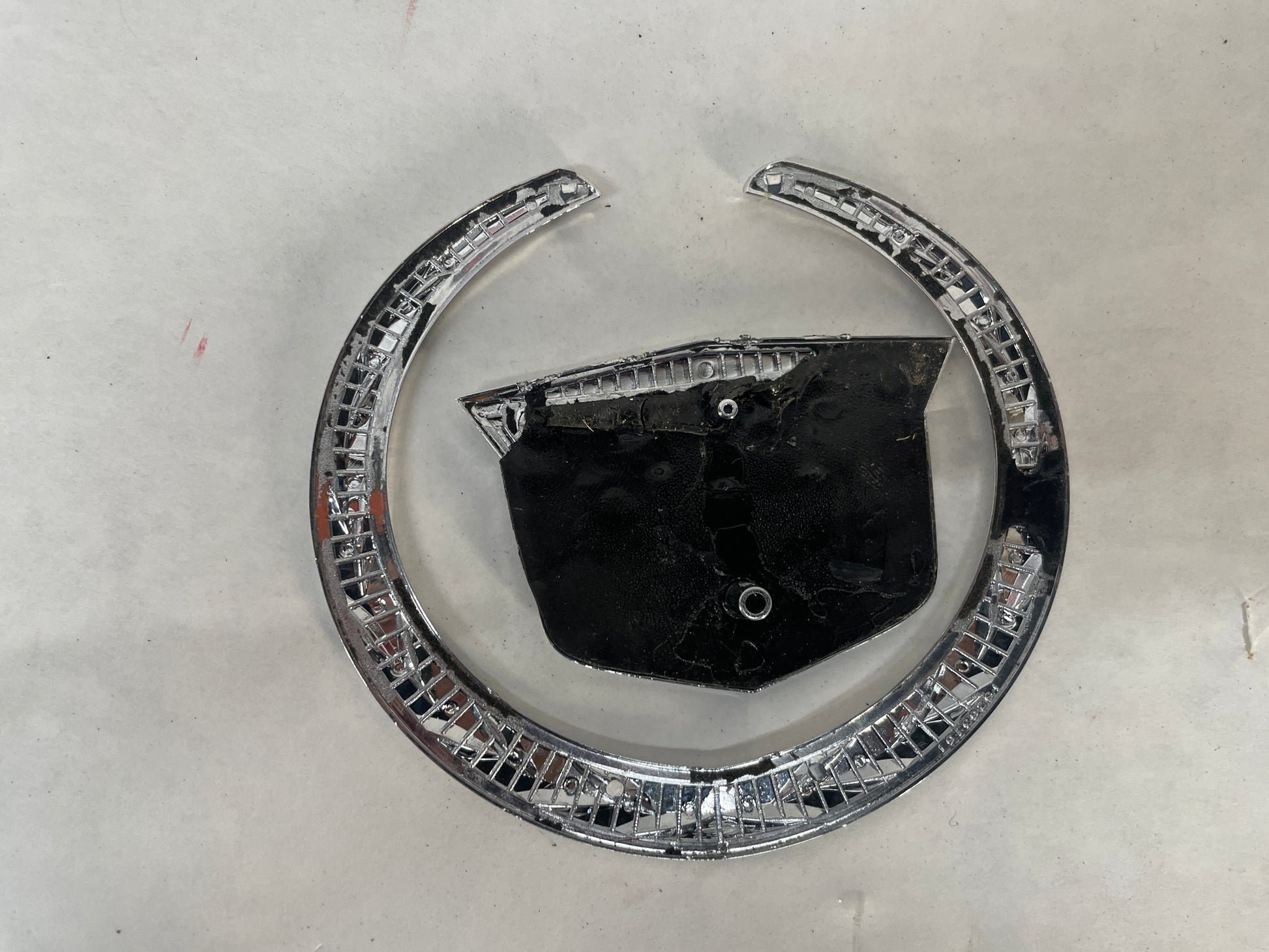 2009 Cadillac CTS-V Sedan Rear Trunk Deck Lid Ornament Emblem Logo Badge Shield OEM - Day's Parts Yard