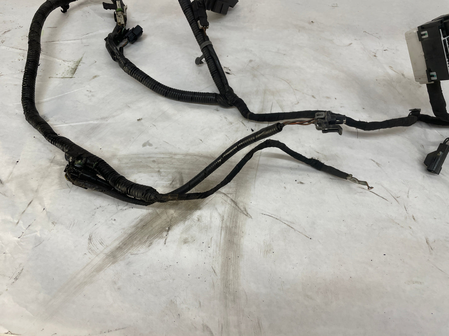 2010 Cadillac CTS-V Sedan Engine Motor Transmission Wire Wiring Harness OEM