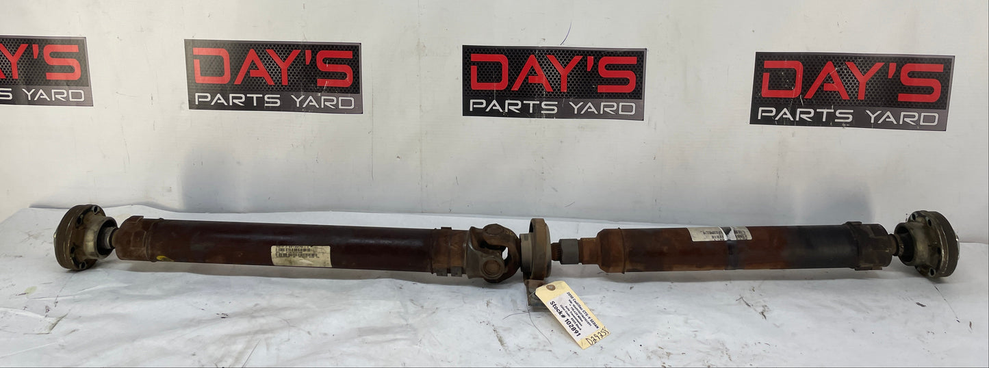 2010 Cadillac CTS-V Sedan Drive Propeller Shaft Driveshaft Assembly OEM
