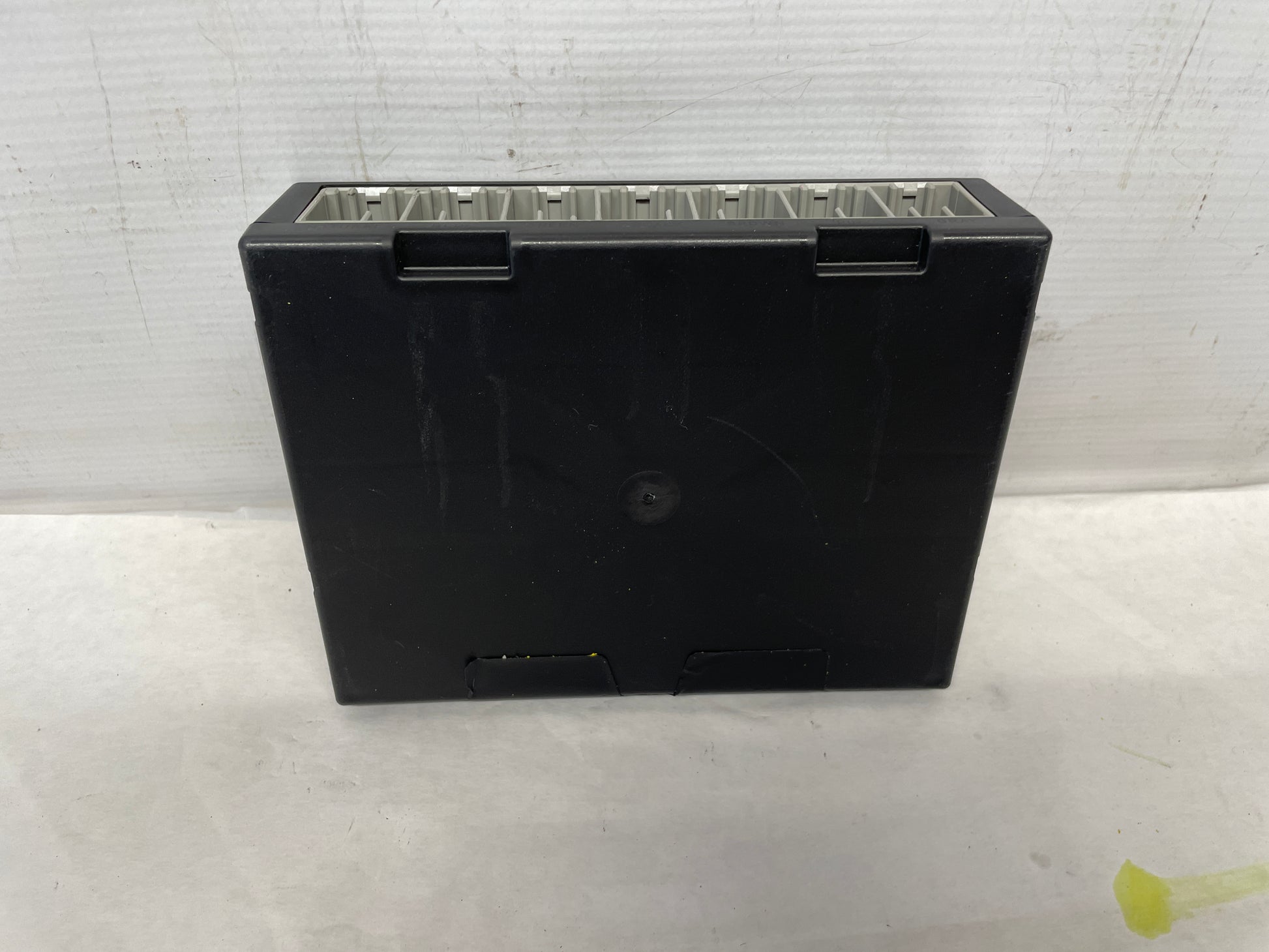 2017 Chevy SS Sedan Body Control Module BCM Computer Module OEM - Day's Parts Yard