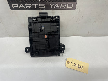 2016 Chevy SS Sedan Engine Bay Fuse Box Panel Wiring Junction Retainer Block OEM - Day's Parts Yard