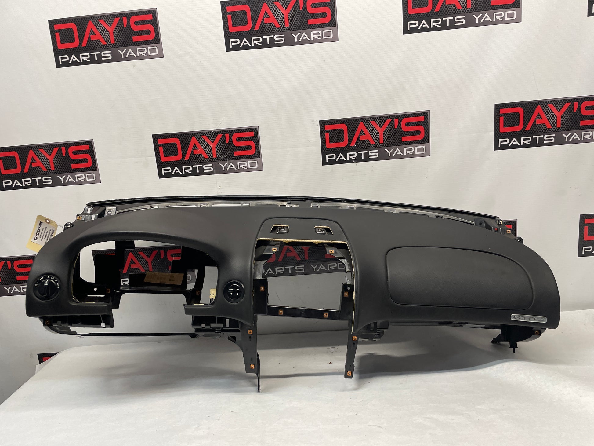 2006 Pontiac GTO Dash Pad Board OEM - Day's Parts Yard