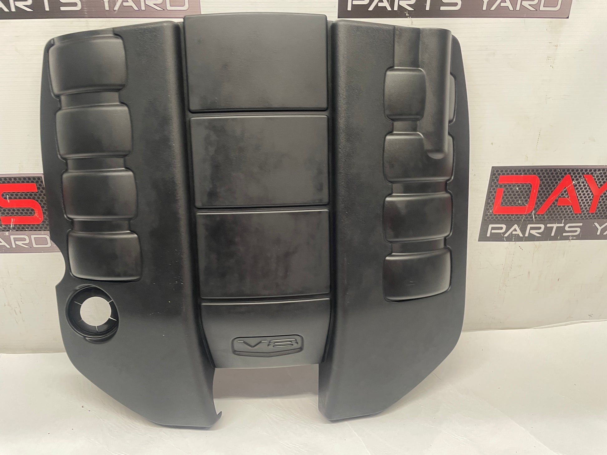 2016 Chevy SS Sedan Engine Motor Intake Manifold Coils Cover OEM - Day's Parts Yard