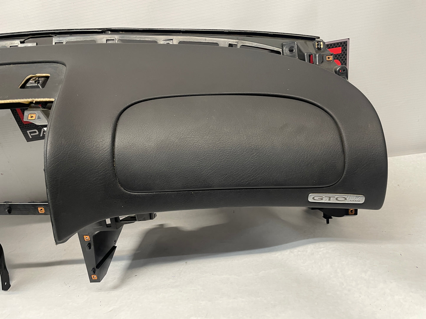 2006 Pontiac GTO Dash Pad Board OEM - Day's Parts Yard