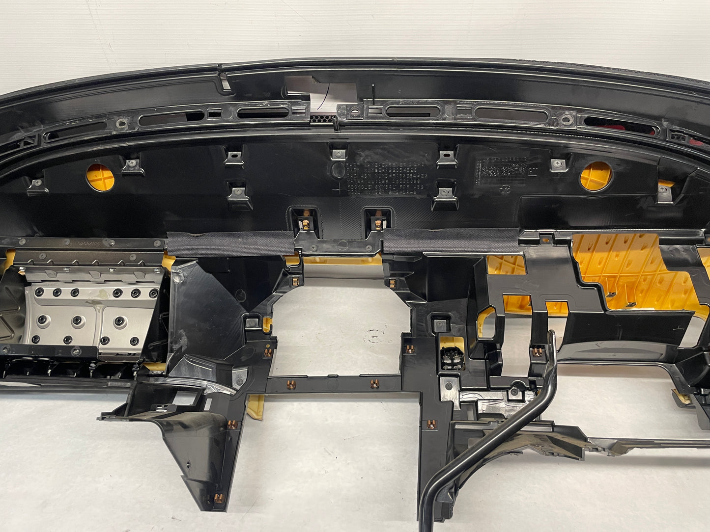 2006 Pontiac GTO Dash Pad Board OEM - Day's Parts Yard