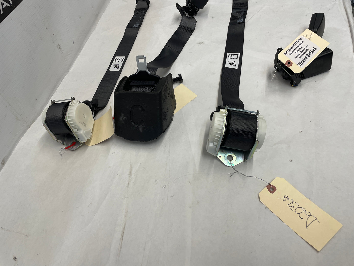 2017 Chevy SS Sedan Complete Rear Seat Belts Retractor Set w/ Buckles OEM - Day's Parts Yard