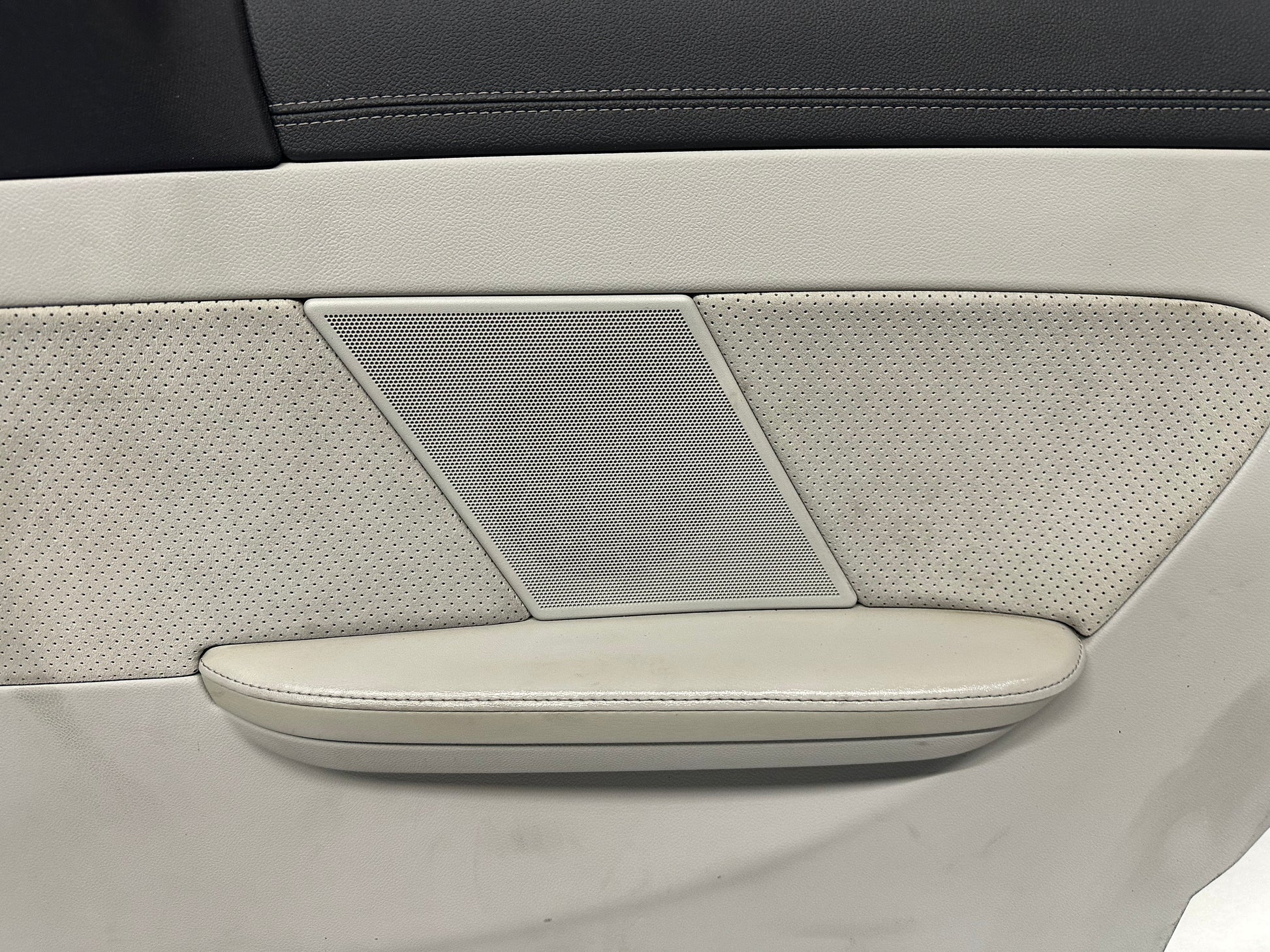 2011 Cadillac CTS-V Coupe RH Passenger Rear Quarter Door Panel Titanium OEM - Day's Parts Yard