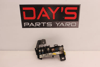 2016 Cadillac CTS-V Battery Power Distribution Block Fuse OEM