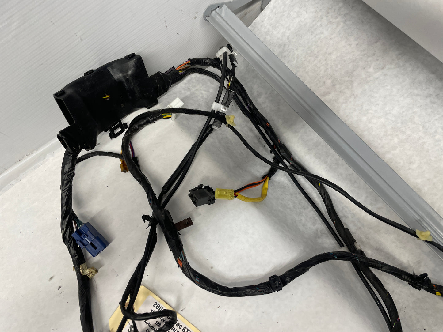 2006 Pontiac GTO Body Wire Wiring Harness OEM - Day's Parts Yard
