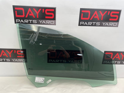 2014 Chevy SS Sedan Front RH Passenger Door Glass Window OEM - Day's Parts Yard