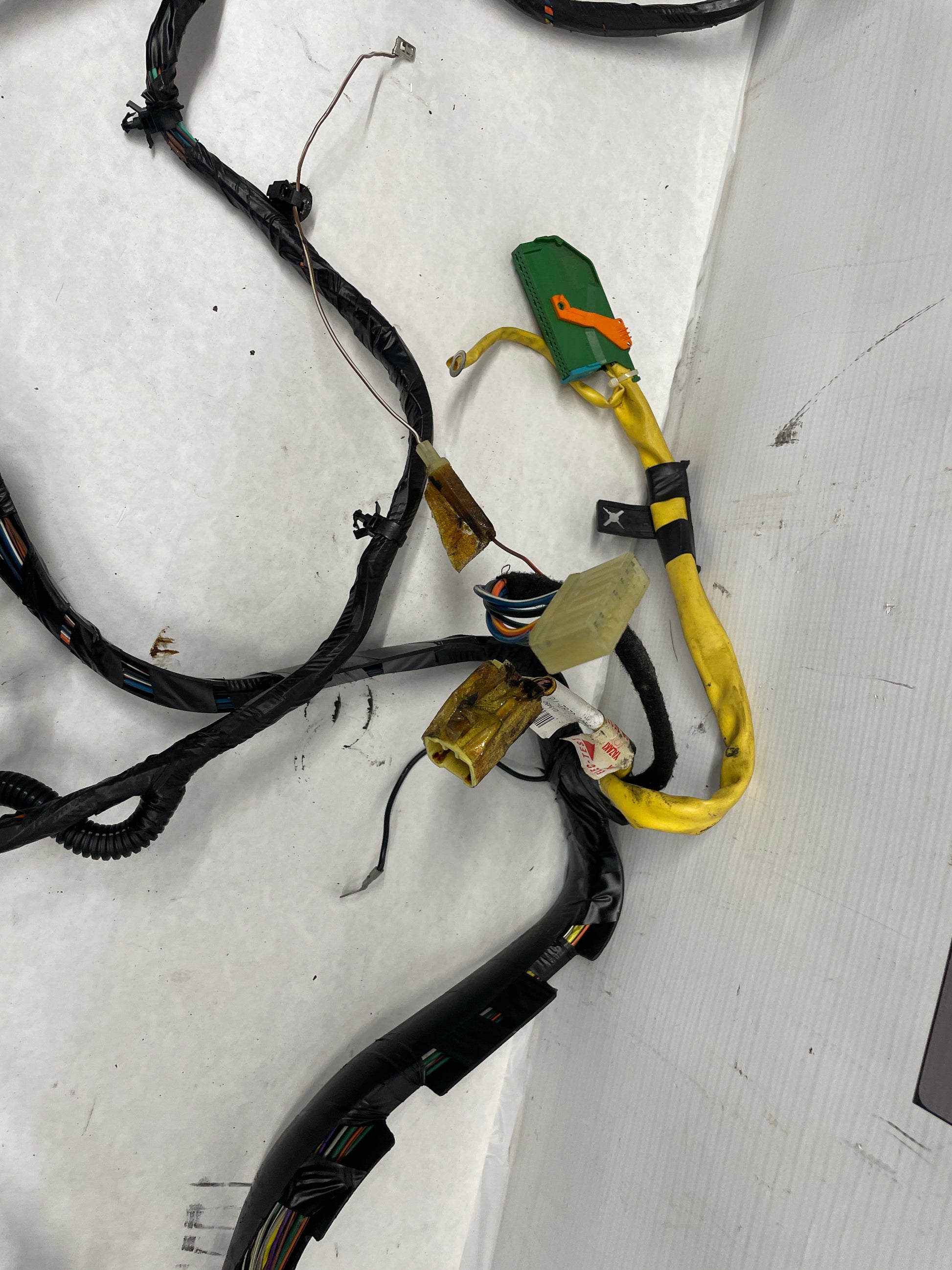 2006 Pontiac GTO Body Wire Wiring Harness OEM - Day's Parts Yard