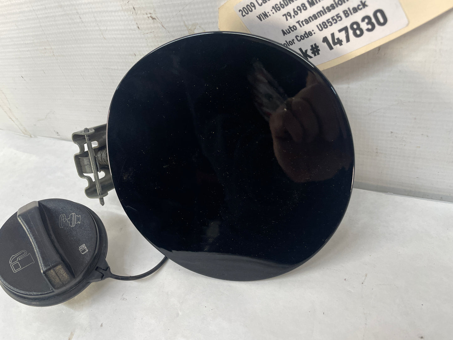 2009 Cadillac CTS-V Sedan Fuel Gas Lid Tank Door Cover w/ Cap Black OEM - Day's Parts Yard