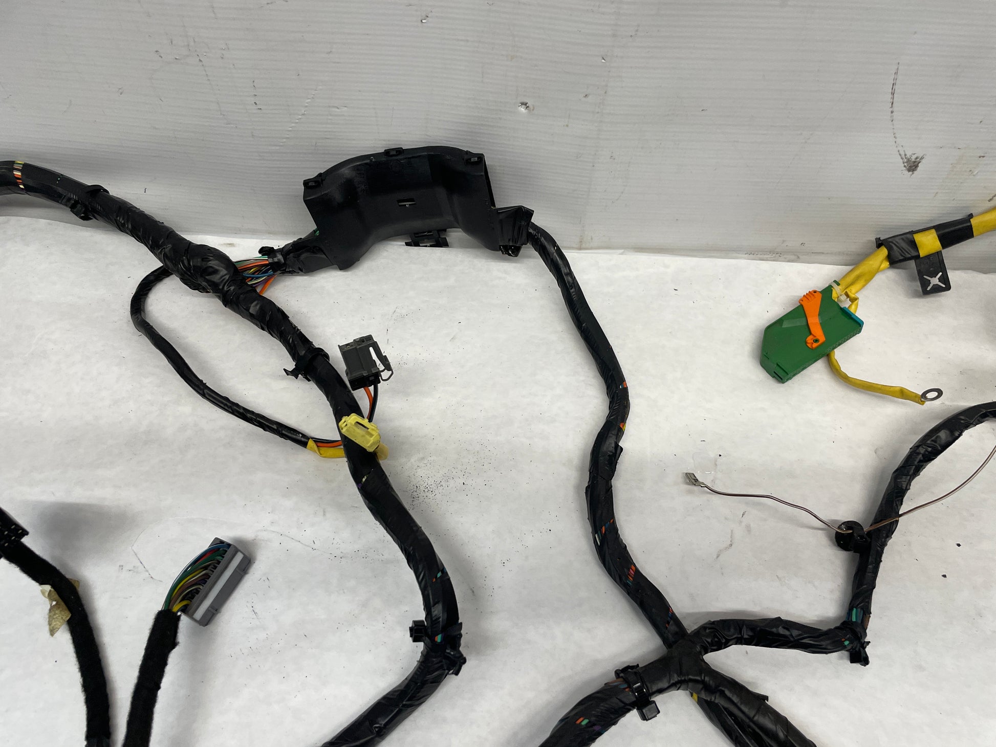 2006 Pontiac GTO Body Wire Wiring Harness OEM - Day's Parts Yard