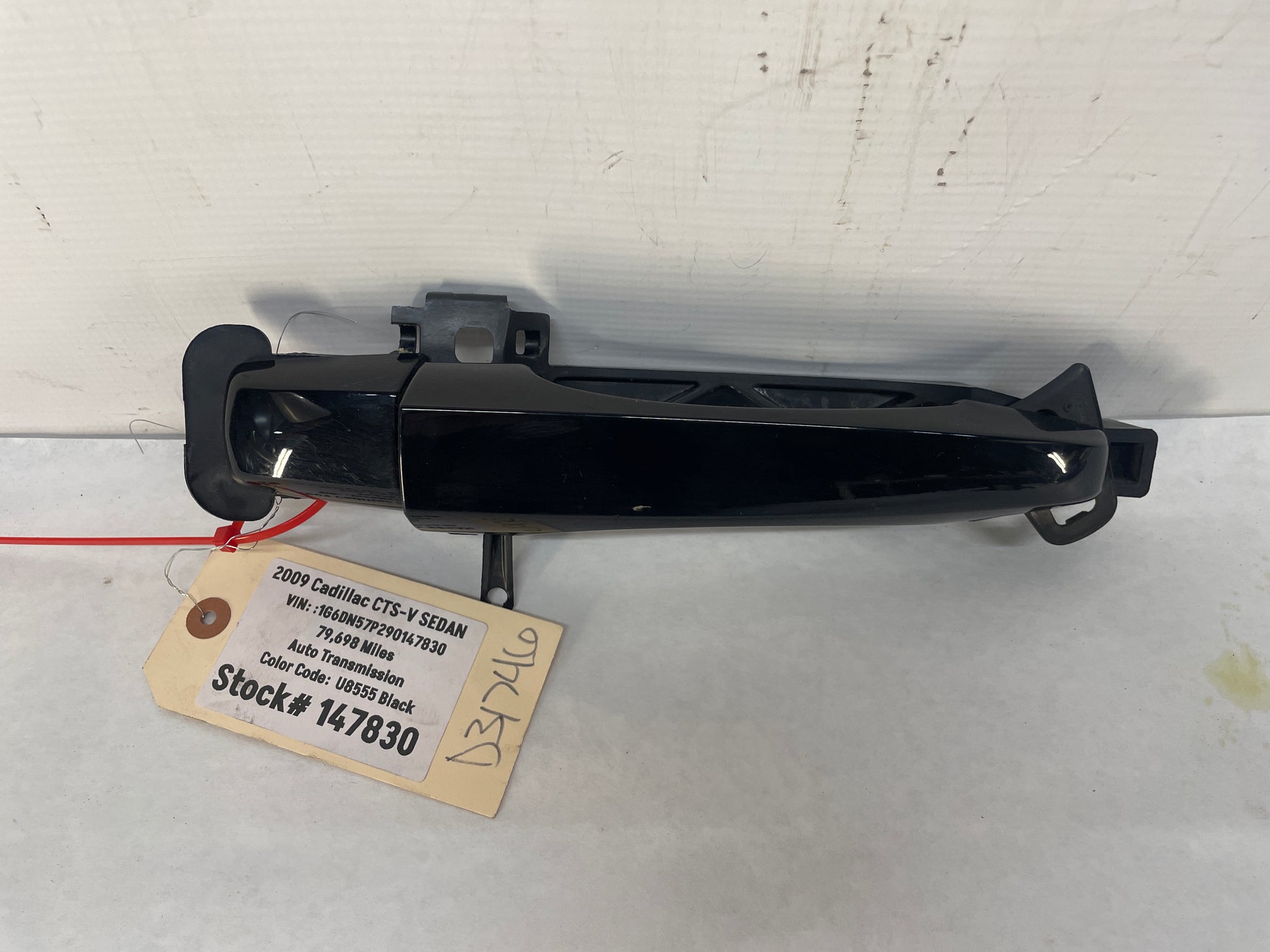 2009 Cadillac CTS-V Sedan RH Passenger Rear Exterior Door Handle Assembly OEM - Day's Parts Yard