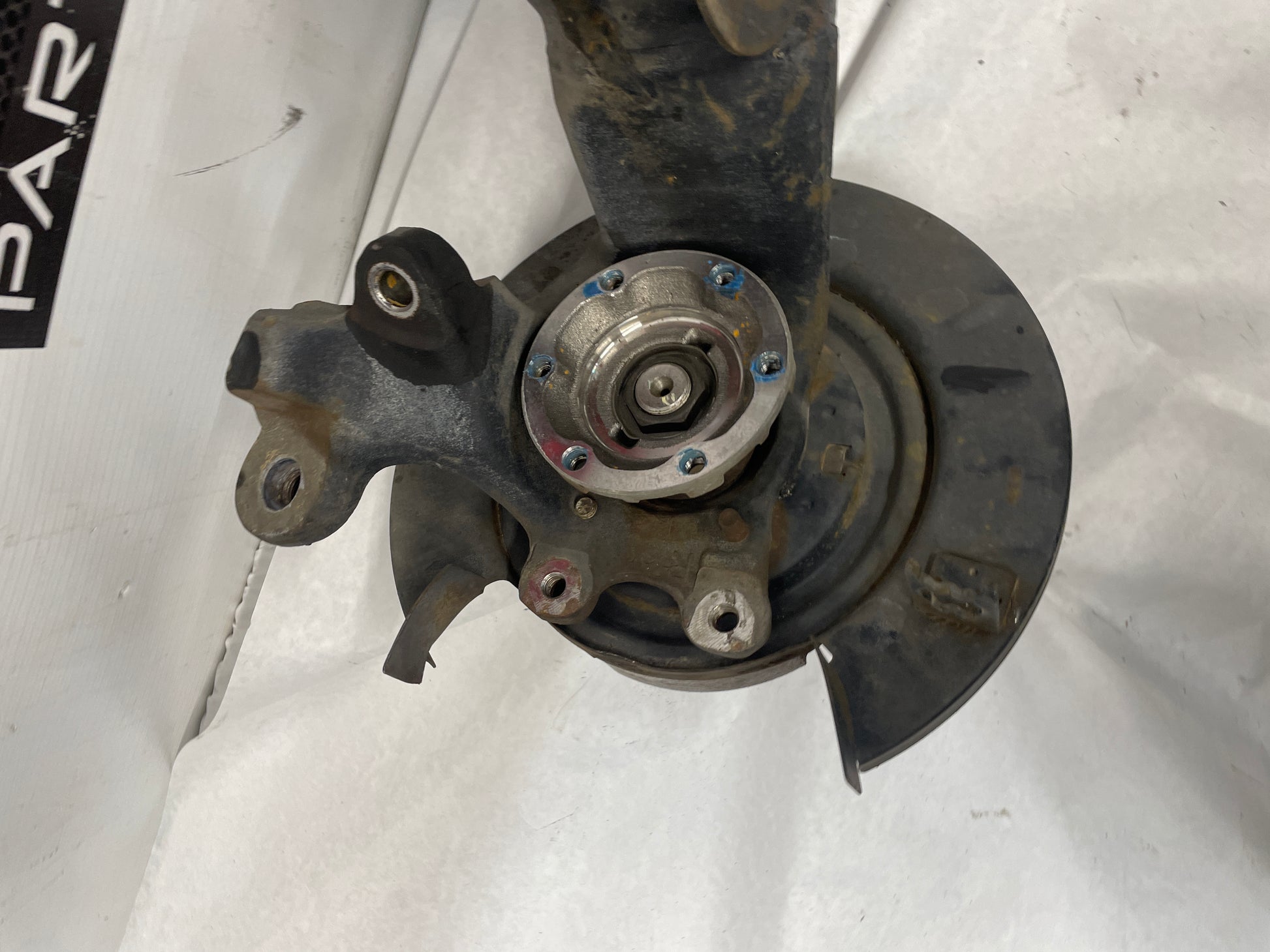 2006 Pontiac GTO RH Passenger Rear Suspension Spindle Hub Knuckle Control Arm OEM - Day's Parts Yard