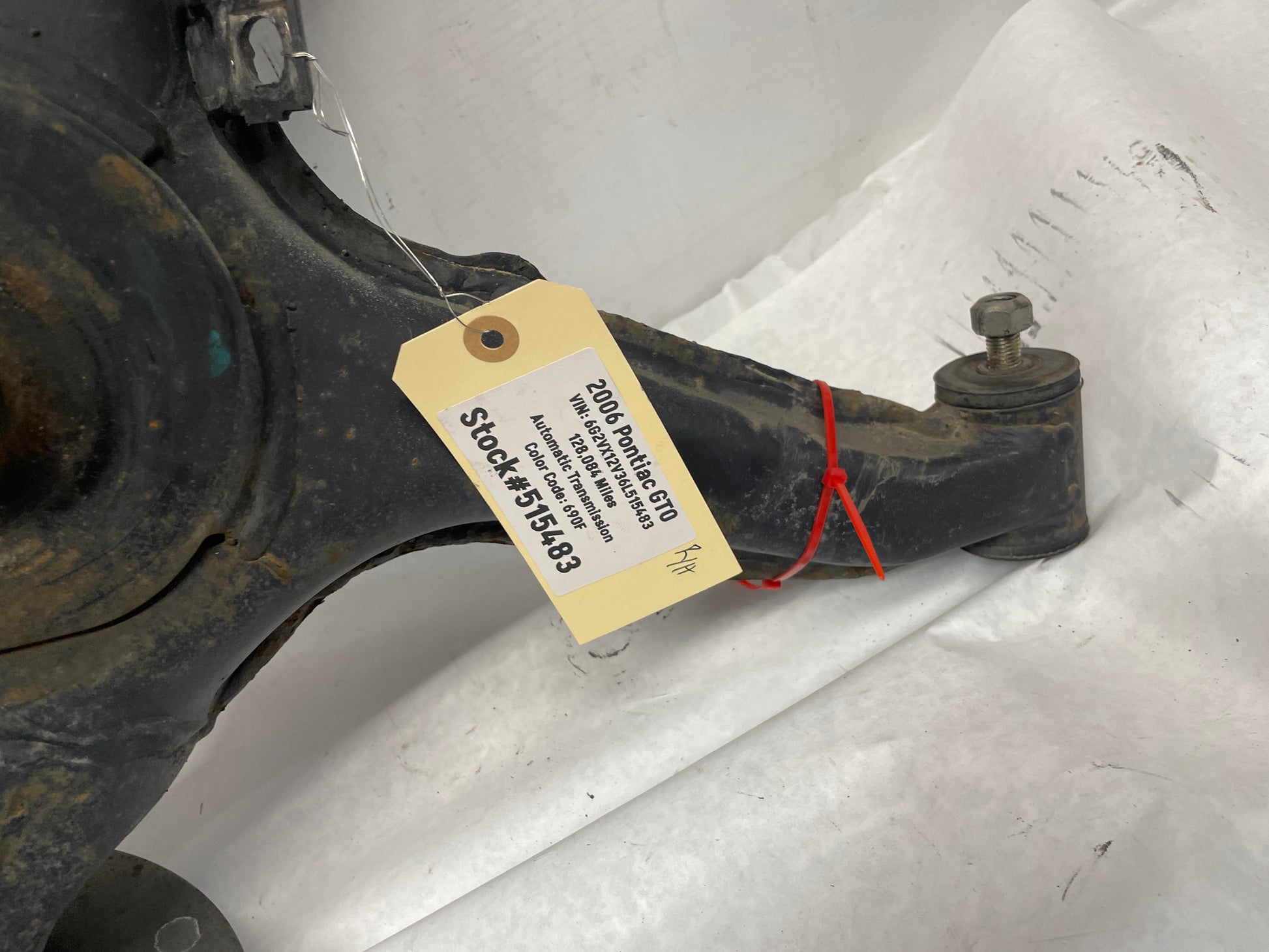 2006 Pontiac GTO RH Passenger Rear Suspension Spindle Hub Knuckle Control Arm OEM - Day's Parts Yard