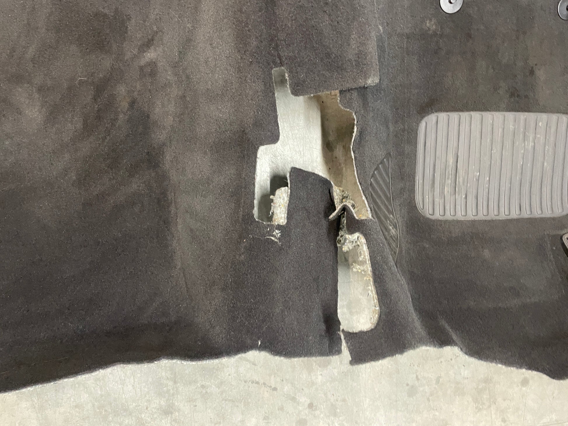 2016 Chevy SS Sedan Complete Floor Carpet OEM - Day's Parts Yard