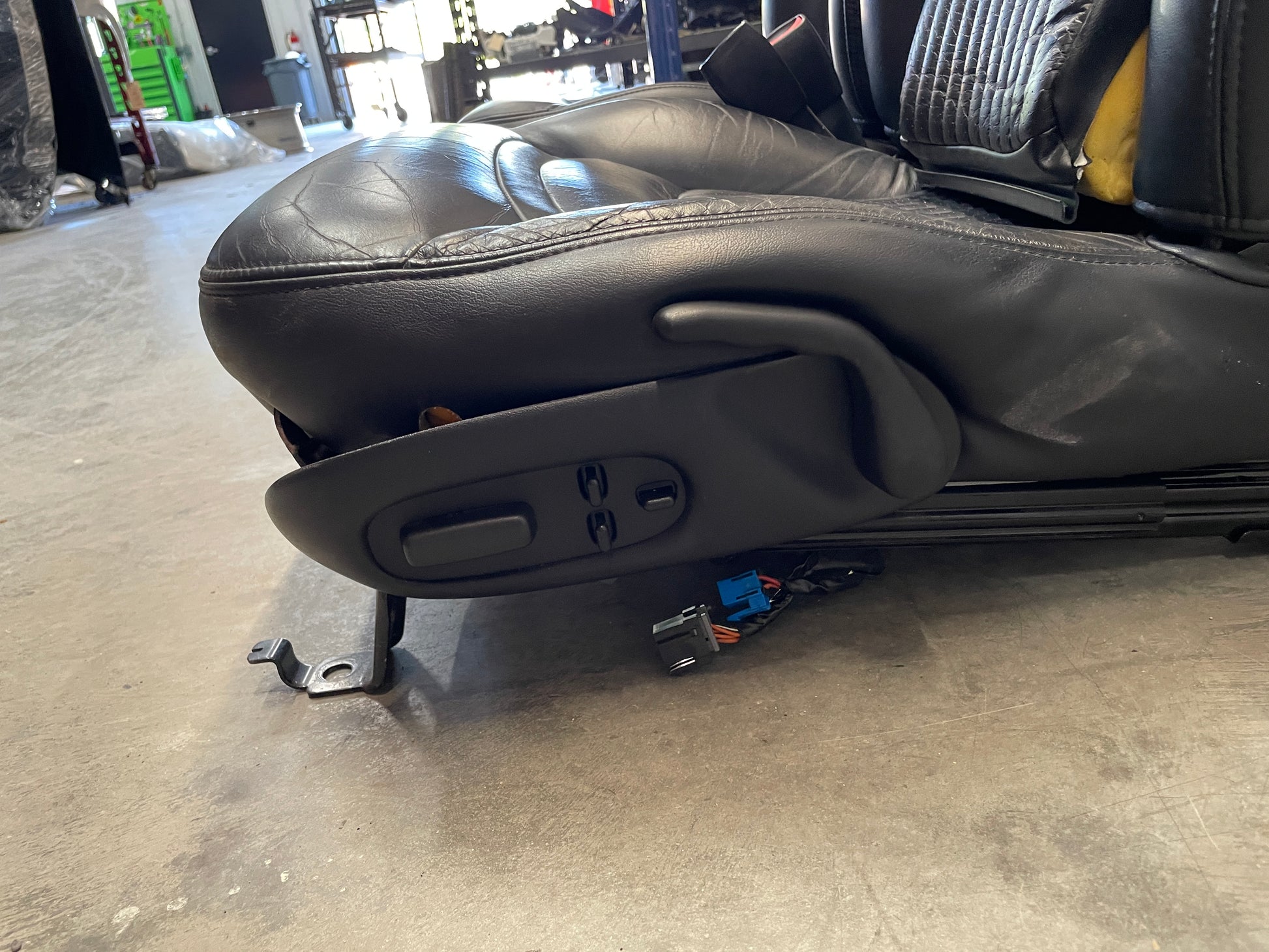 2004 Chevy C5 Corvette Black Leather Seats OEM - Day's Parts Yard