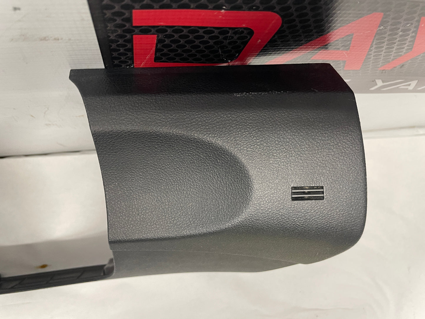 2008 Pontiac G8 GT LH Driver Lower Dash Knee Bolster Column Cover Trim Panel OEM - Day's Parts Yard