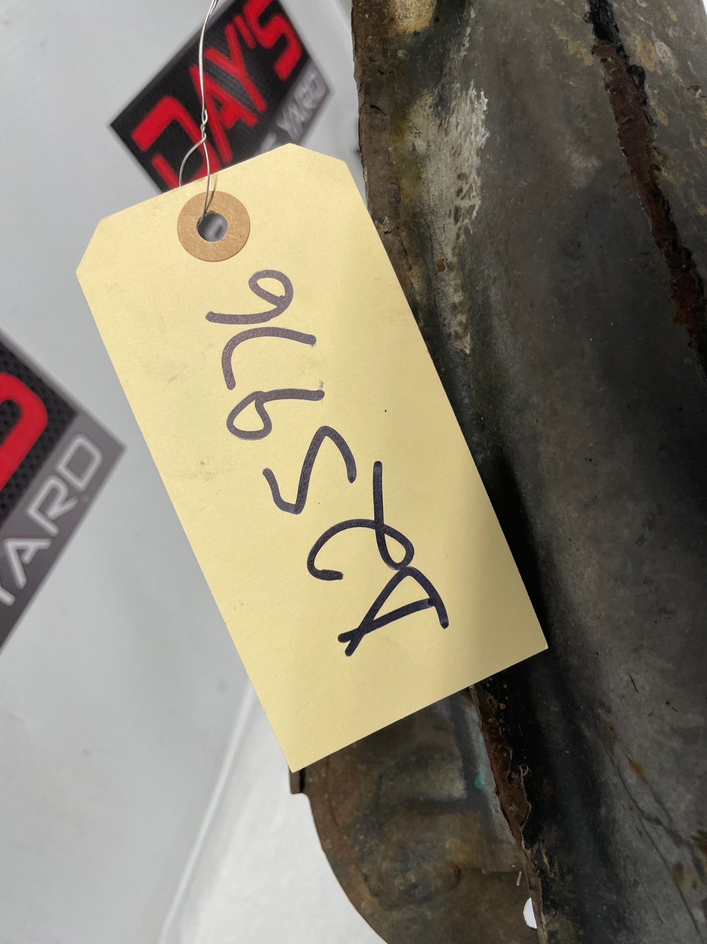 2006 Pontiac GTO LH Driver Rear Suspension Spindle Hub Knuckle Control Arm OEM - Day's Parts Yard