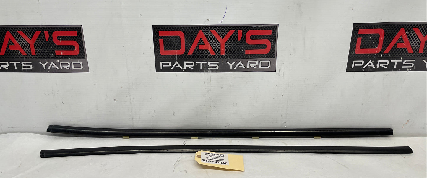 2006 Pontiac GTO RH & LH Door Window Belt Molding Trim OEM - Day's Parts Yard