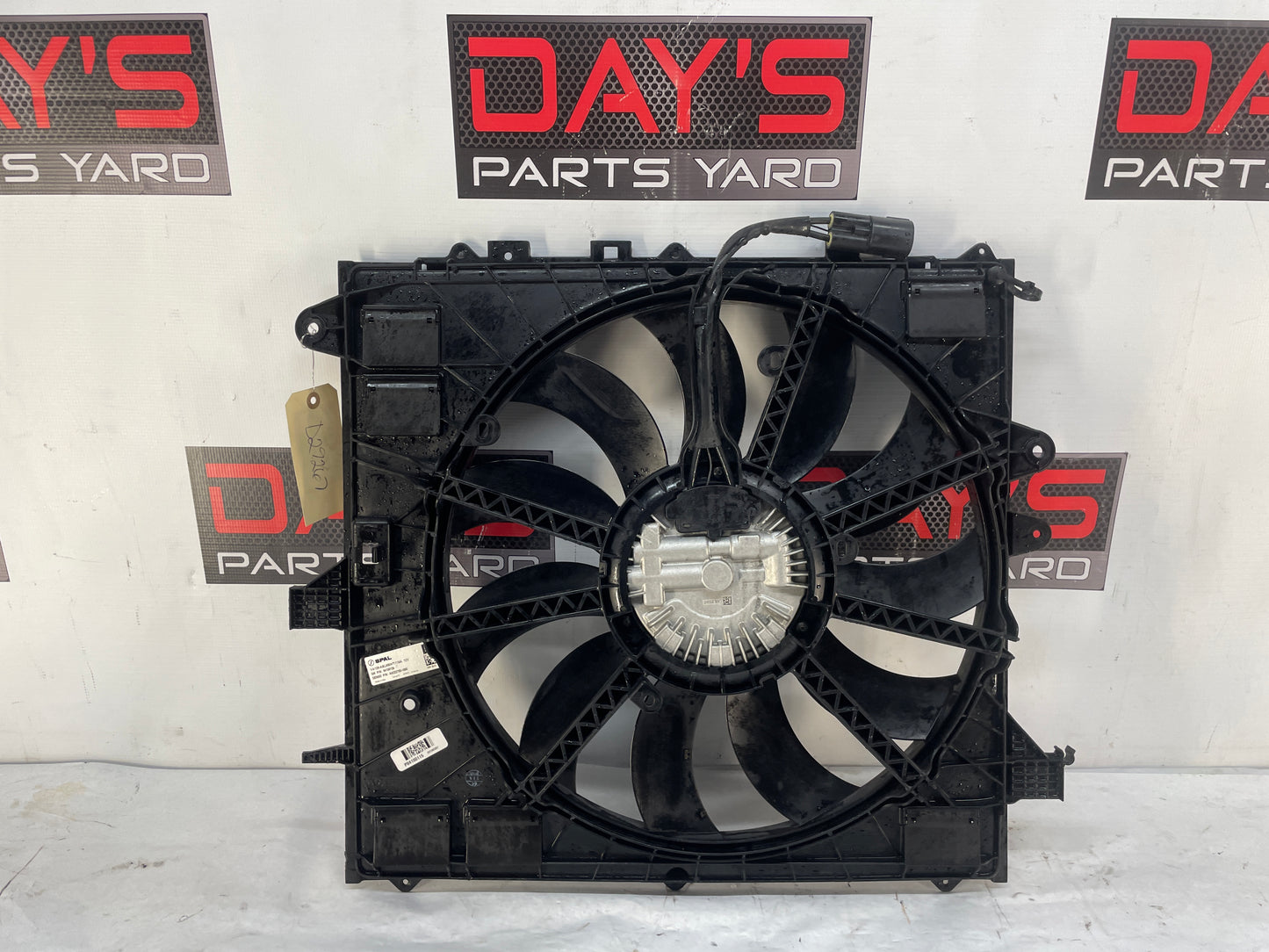 2018 Chevy Camaro ZL1 Radiator Engine Cooling Fan Assembly OEM