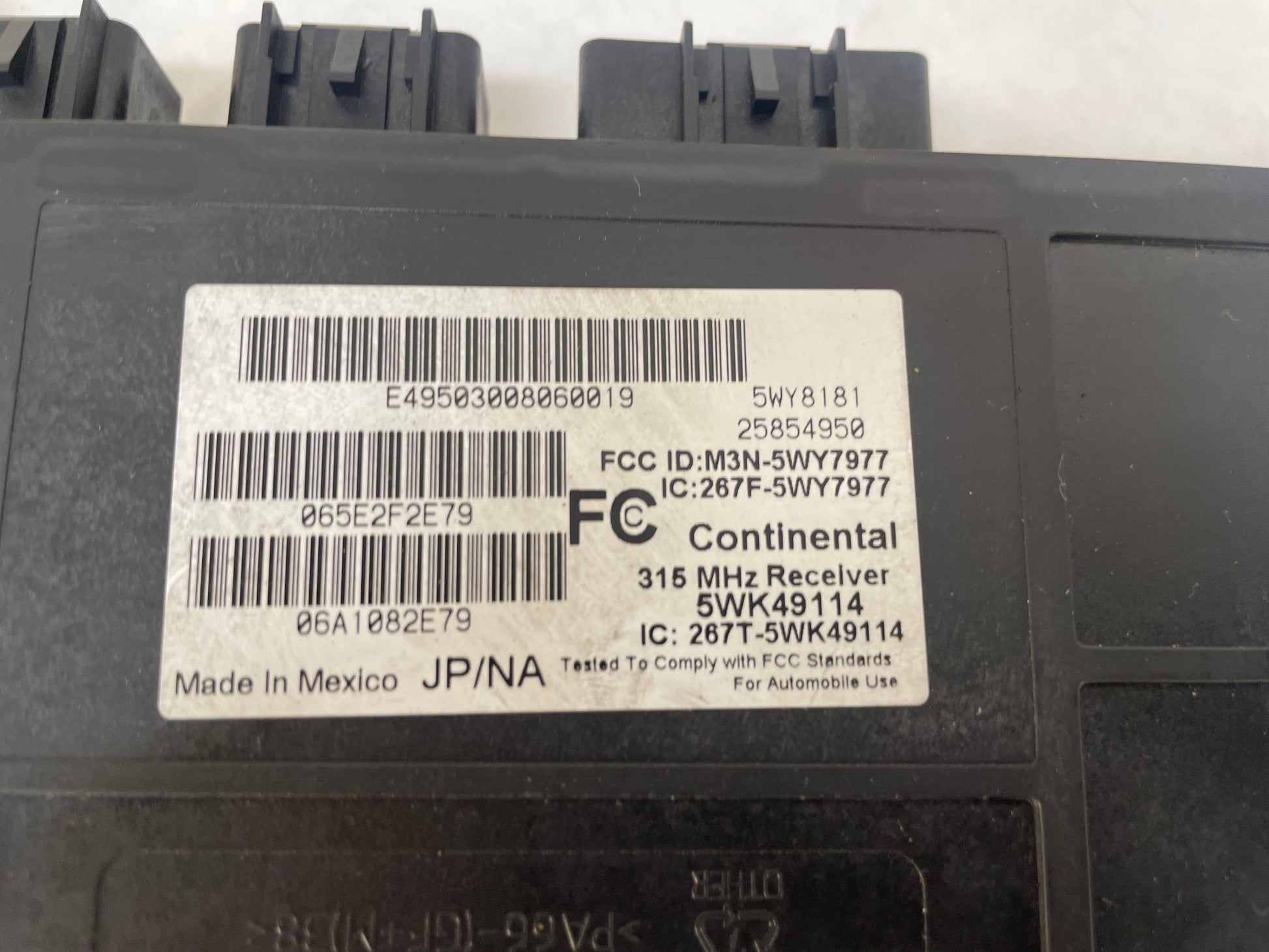 2009 Cadillac CTS-V Sedan Theft Lock Deterrent Receiver Control Module OEM - Day's Parts Yard