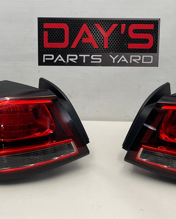 2015 Chevy SS Sedan Tail Light Taillight Lamp RH & LH OEM