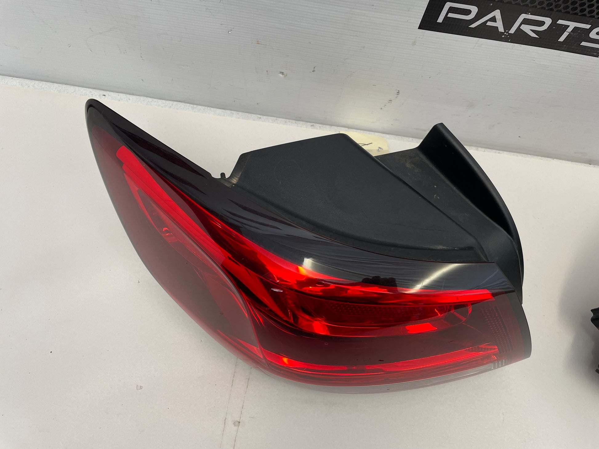 2015 Chevy SS Sedan Tail Light Taillight Lamp RH & LH OEM - Day's Parts Yard