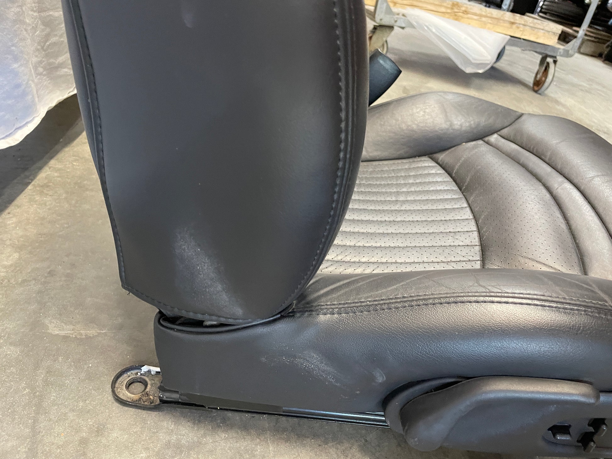 2004 Chevy C5 Corvette Black Leather Seats OEM - Day's Parts Yard