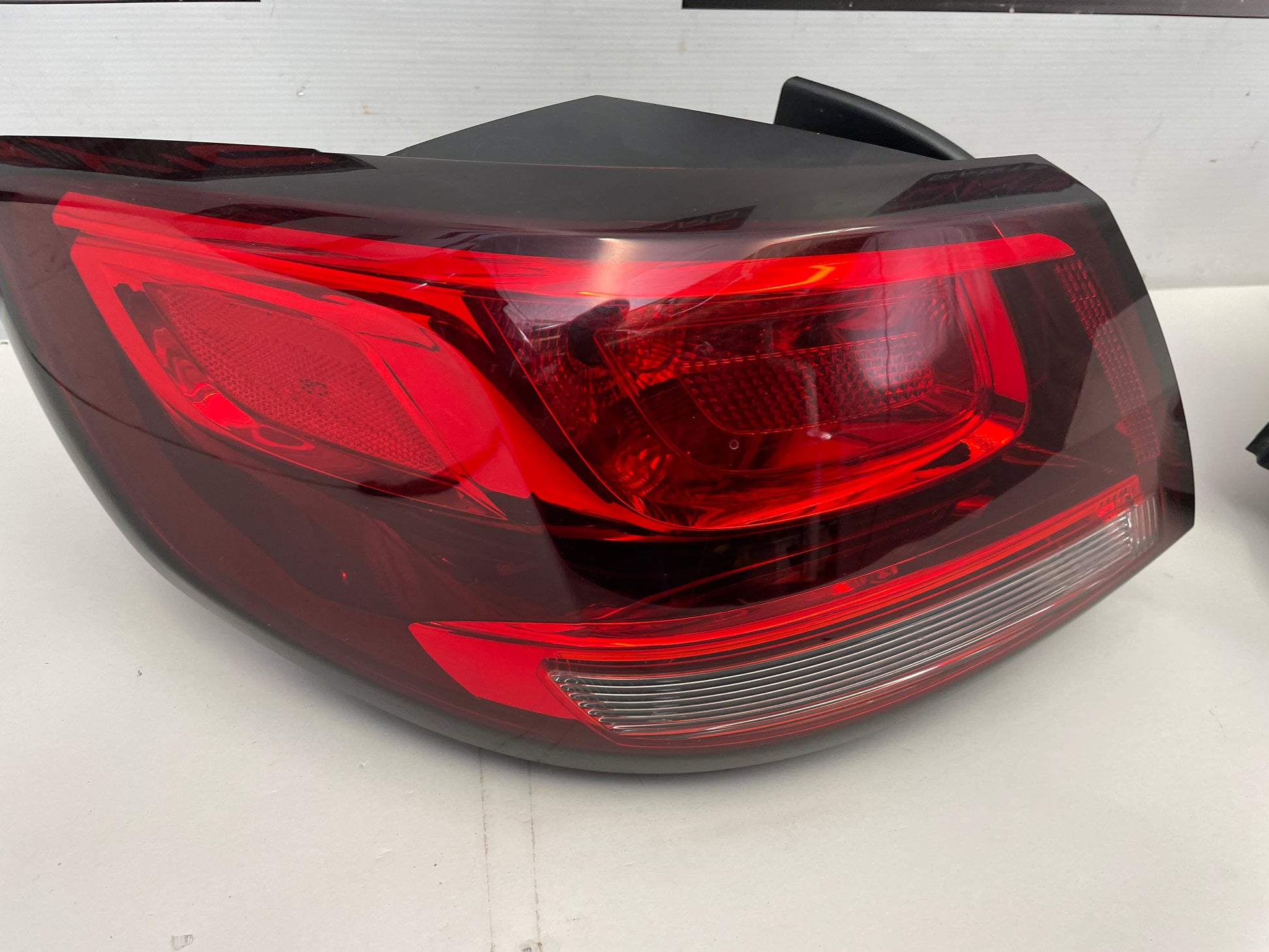 2015 Chevy SS Sedan Tail Light Taillight Lamp RH & LH OEM - Day's Parts Yard