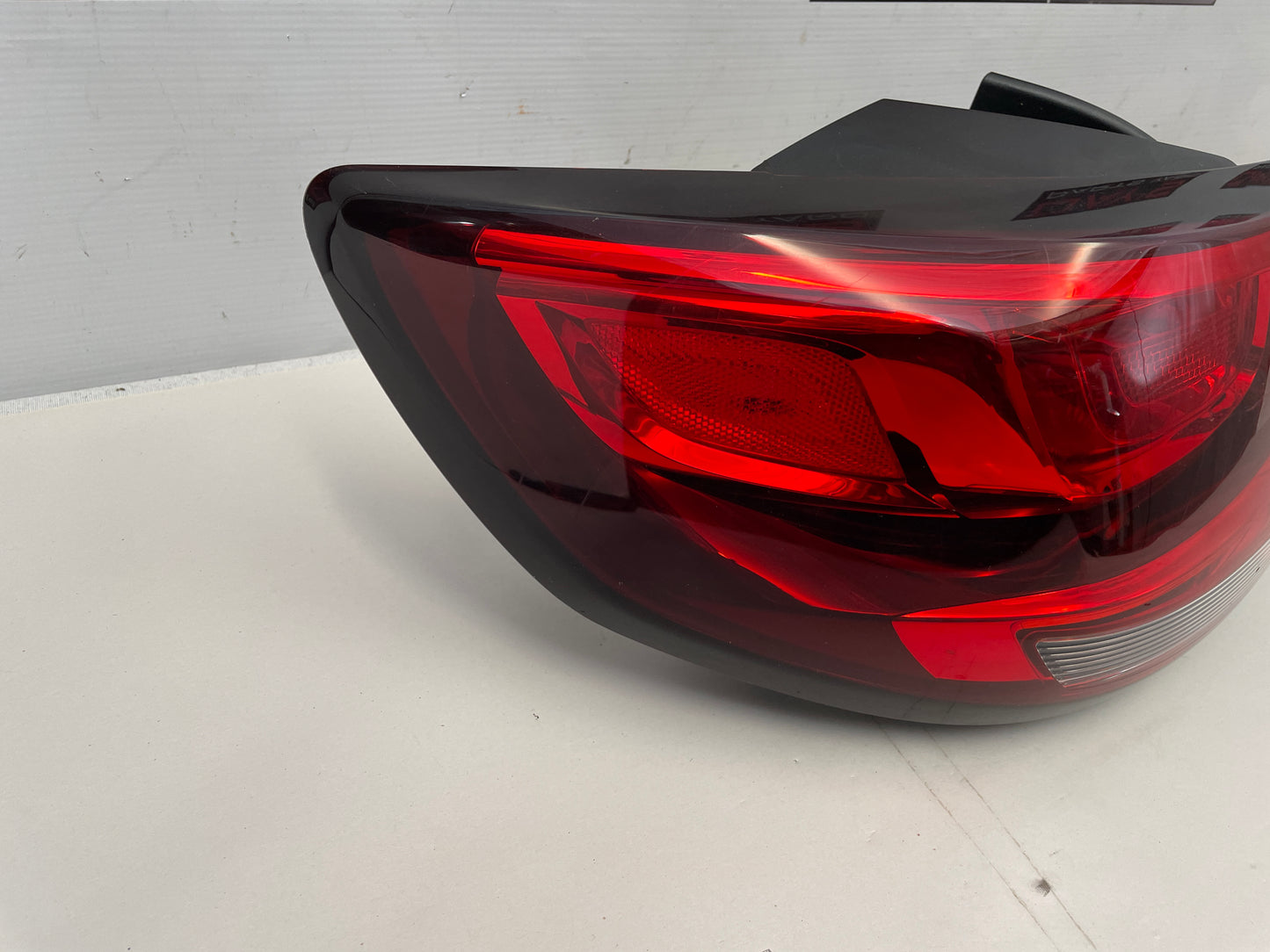 2015 Chevy SS Sedan Tail Light Taillight Lamp RH & LH OEM - Day's Parts Yard
