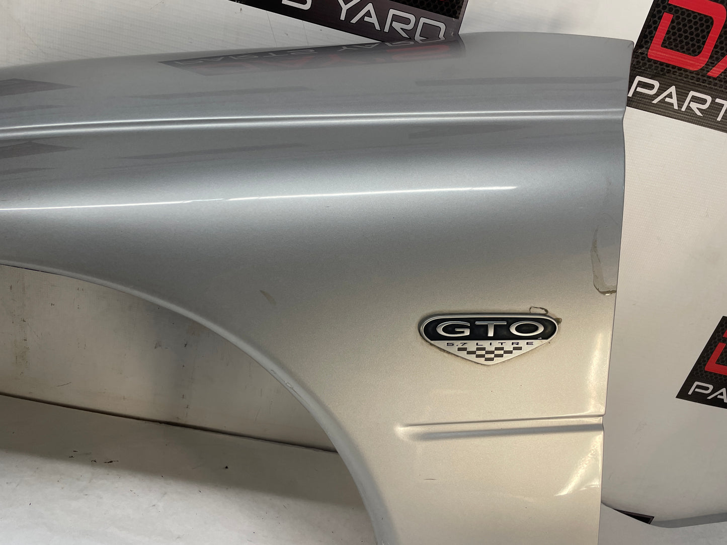 2004 Pontiac GTO LH Driver Front Fender Silver OEM
