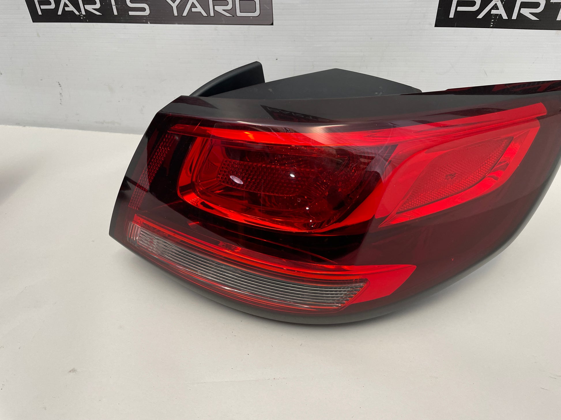 2015 Chevy SS Sedan Tail Light Taillight Lamp RH & LH OEM - Day's Parts Yard