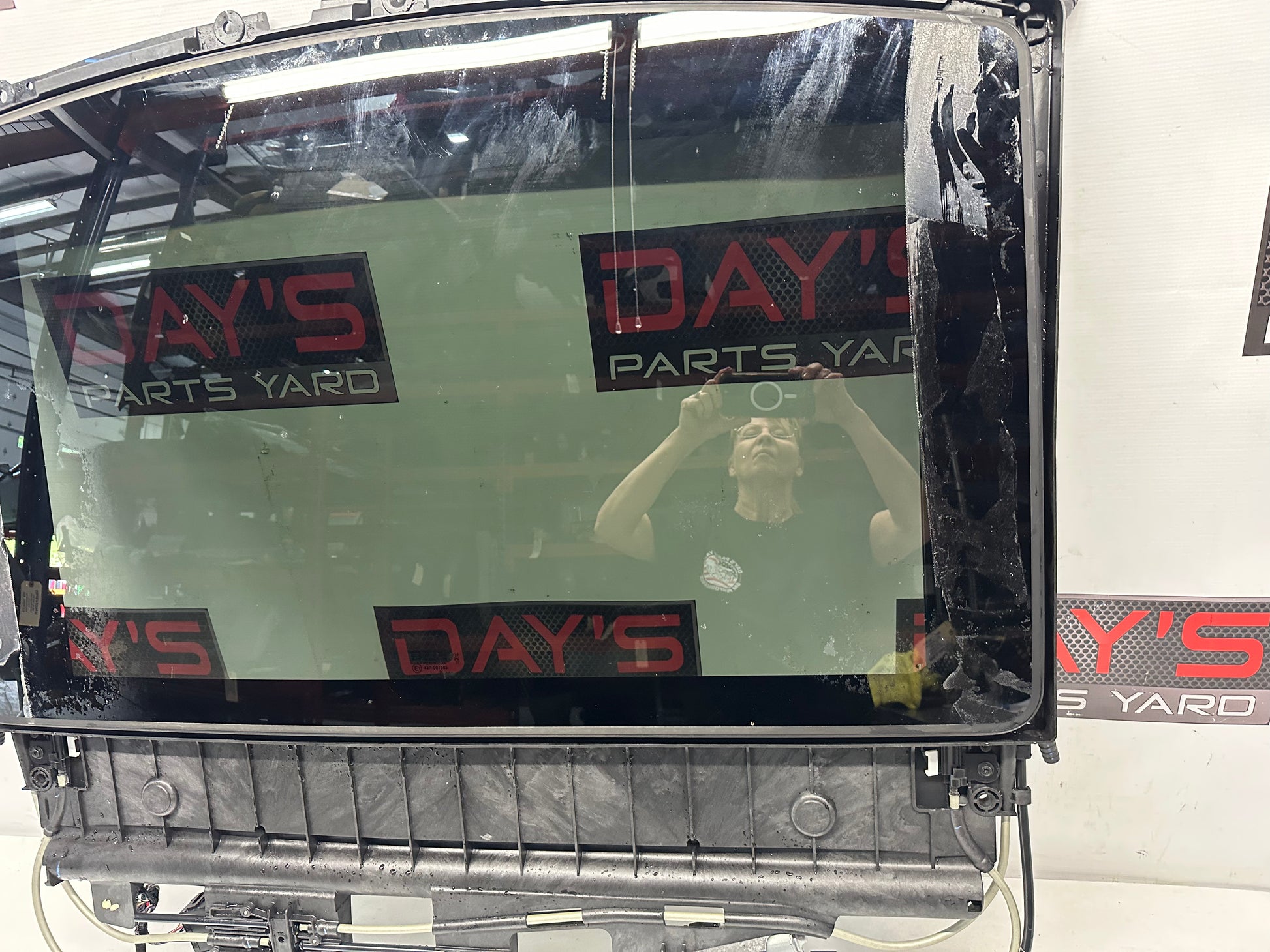 2011 Cadillac CTS-V Coupe  Sunroof Sun Moon Roof OEM - Day's Parts Yard