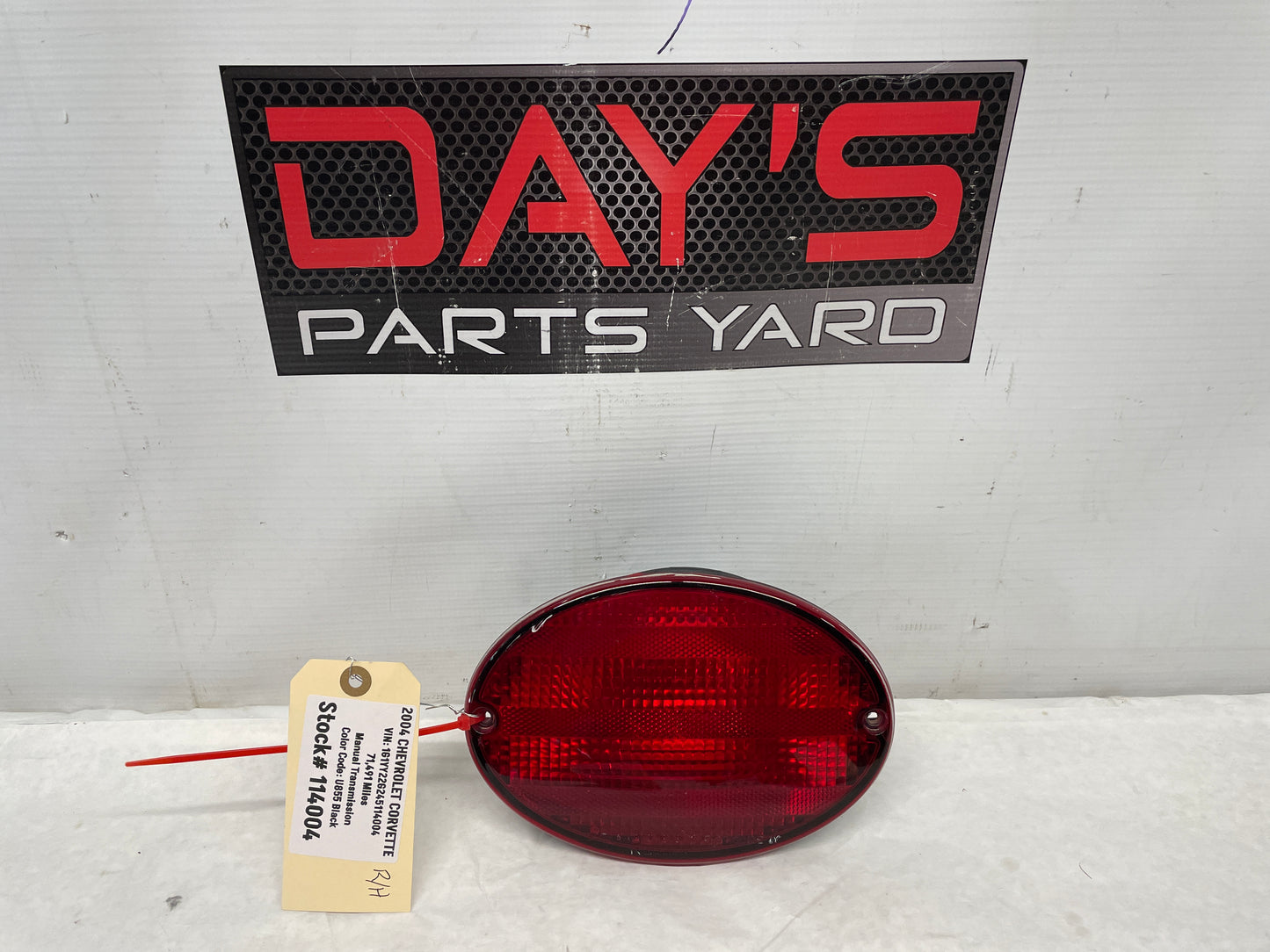 2004 Chevy C5 Corvette RH Passenger Taillight Tail Light Lamp OEM - Day's Parts Yard